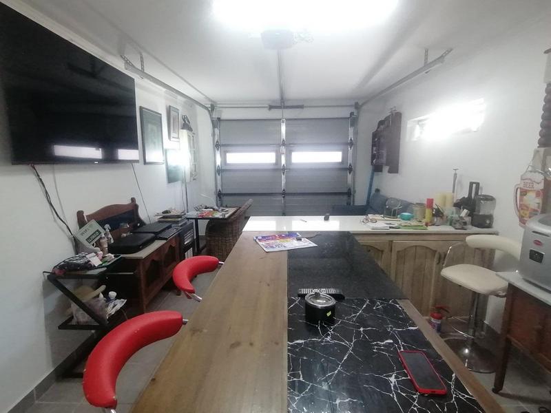 2 Bedroom Property for Sale in Bergsig Western Cape